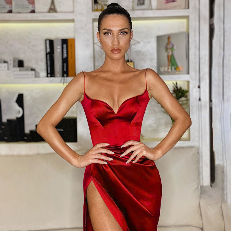 Đầm dài trung xẻ cao nữ cổ tim trái đào gợi cảm ôm sát hông váy dây lửng 23019P