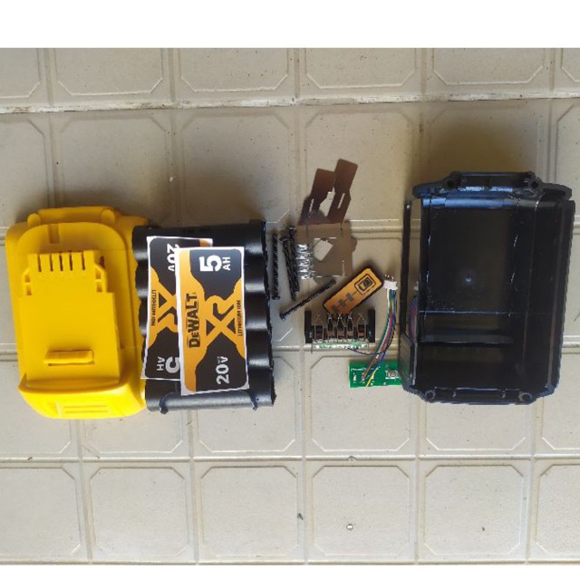 Vỏ mạch dewatl 18v 5s2p