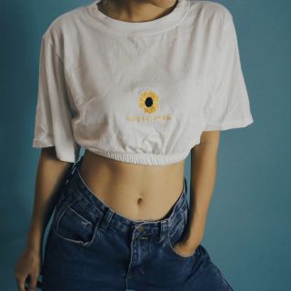 Áo croptop nhúng ôm hoa cúc