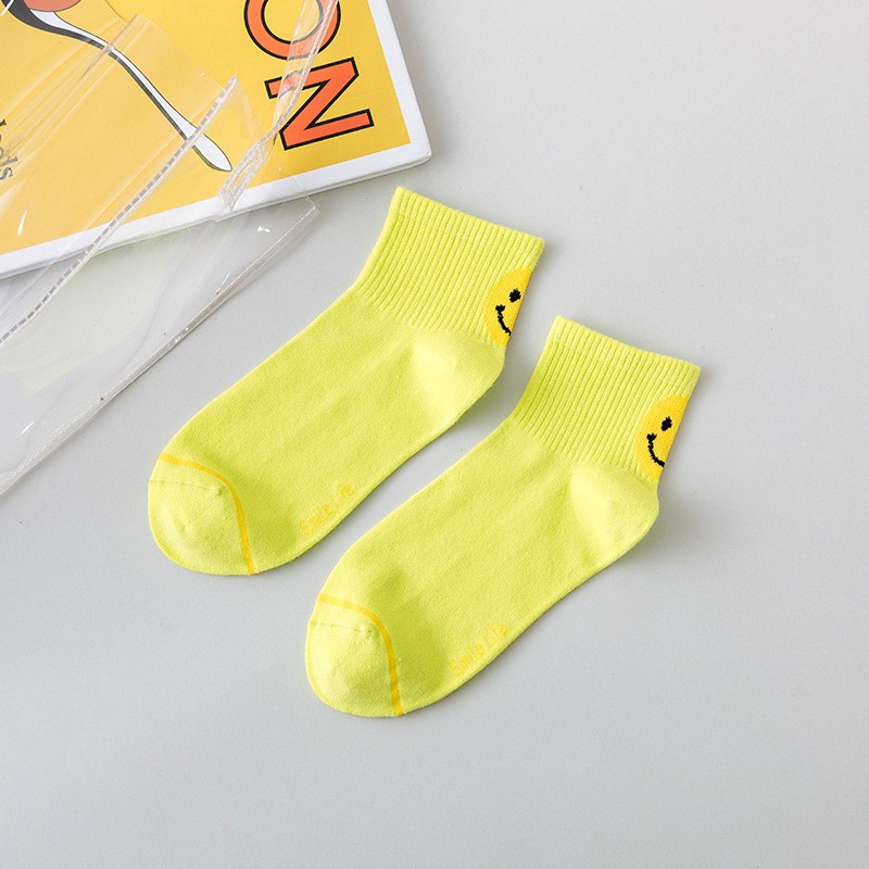 Tất nữ cổ cao họa tiết mặt cười phong cách Hàn Quốc trẻ trung năng động - T048