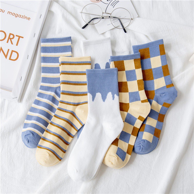 Đôi Vớ Cotton Họa Tiết Sọc Caro Nhiều Màu Dễ Thương Cho Nữ