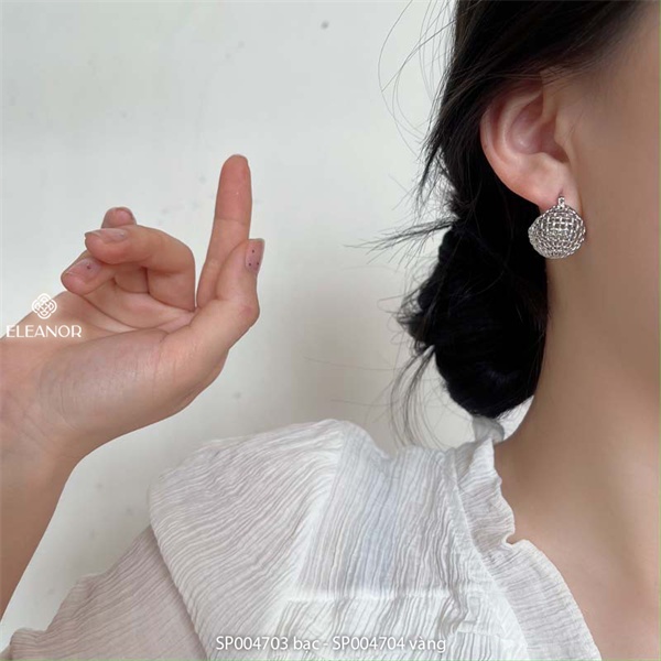 Bông tai nữ chuôi bạc 925 Eleanor Accessories hình cầu họa tiết đan lưới phụ kiện trang sức 4703