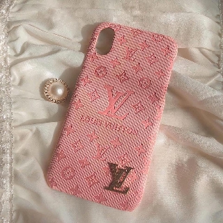 Ốp da LV hồng iphone 6G _ 11promax