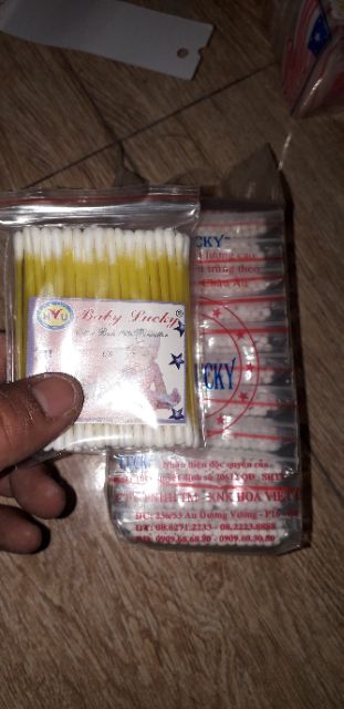 Set 600 tăm bông loại nhỏ để vệ sinh cho bé do Việt Nam sản xuất