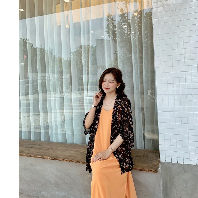 Áo khoác kimono hoa đào nâu nền đen | BigBuy360 - bigbuy360.vn