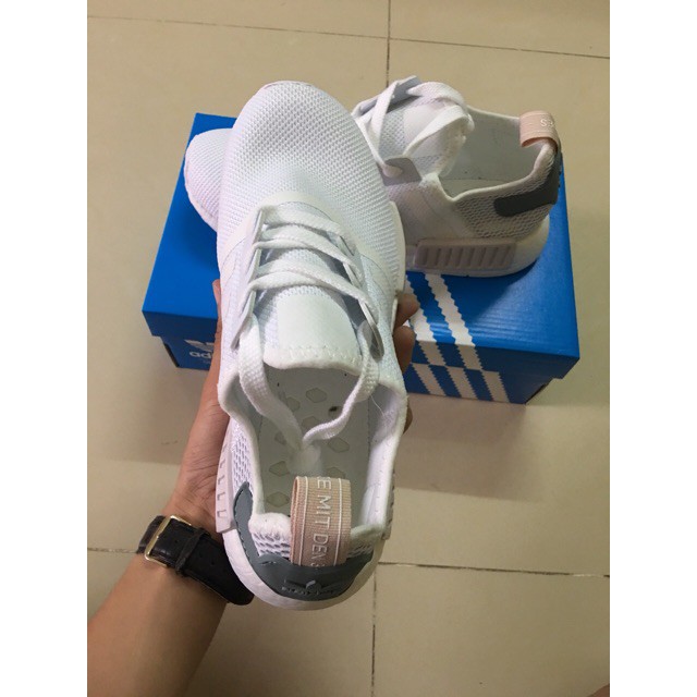 Giày Adidas NMD R1 trắng gót xanh