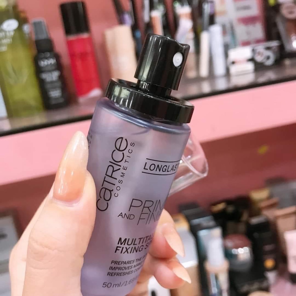 Xịt Khoáng Khóa Nền Catrice Prime And Fine Multitalent Fixing Spray, Khóa Nền Tím NTH STORE