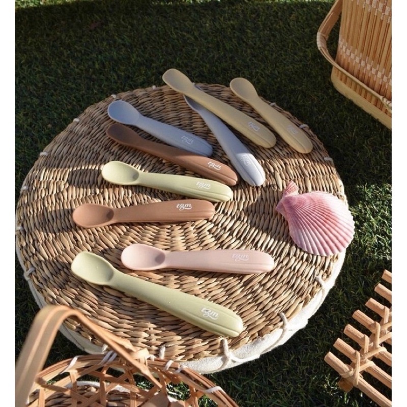 Set 2 Thìa Ngắn và Dài TGM Silicone Seashell Baby Food Spoon, Suzy baby