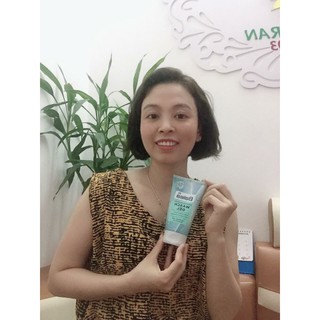 Sữa rửa mặt Balea Erfrischendes Waschgel 150ml Đức.