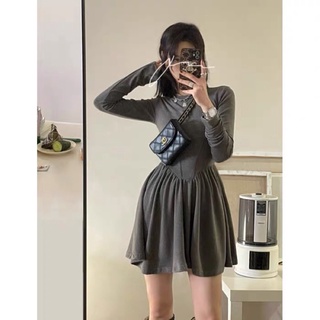 Đầm ôm dáng xoè Ulzzang