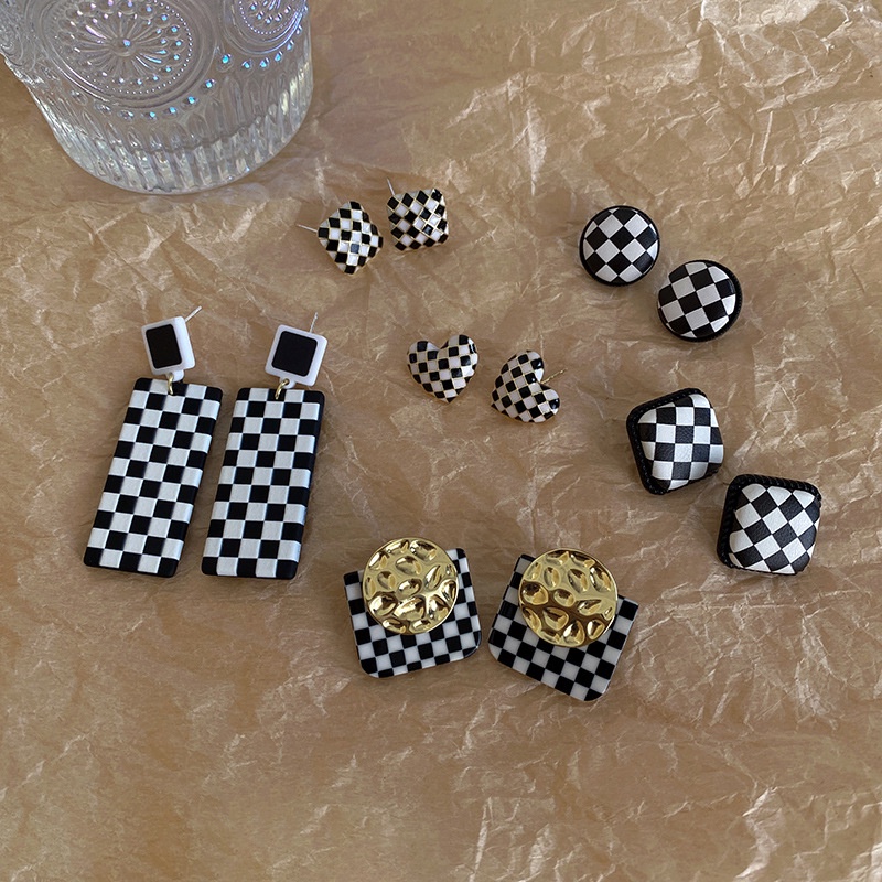 Bông Tai Mạ Bạc 925 Hình Bàn Tay Phong Cách Pháp Cổ Điển Thời Trang Cho Nữ