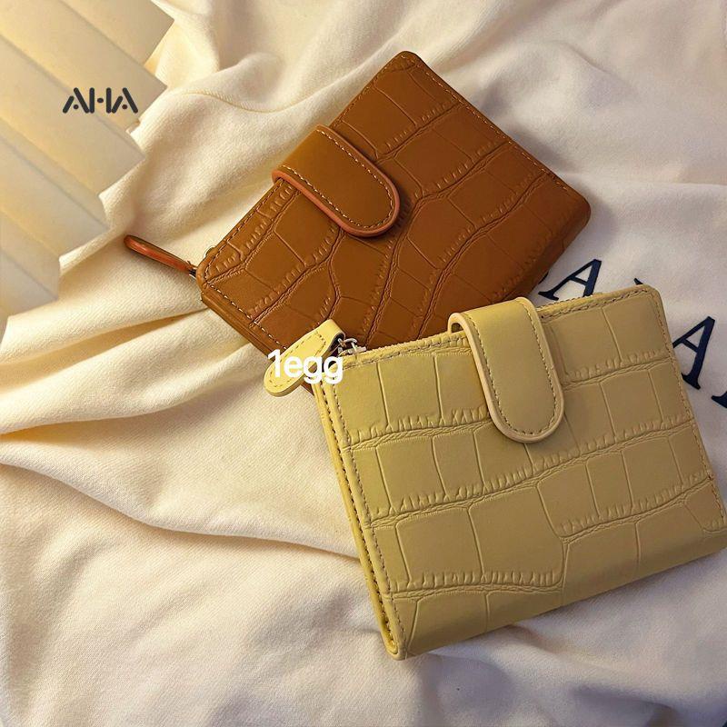 Ví Ngắn Đựng Thẻ / Tiền Xu Nhỏ Gọn Xinh Xắn Phong Cách Retro