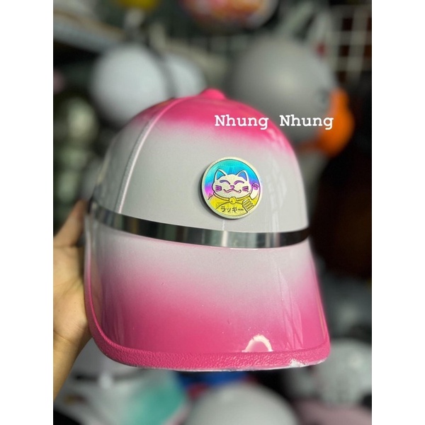 Nón bảo hiểm kết lưỡi trai tem mèo thần tài titan gr5 to loang màu có khoét sau nón