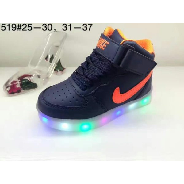 Giày Thể Thao Nike Có Đèn Led Thiết Kế Năng Động Cho Bé