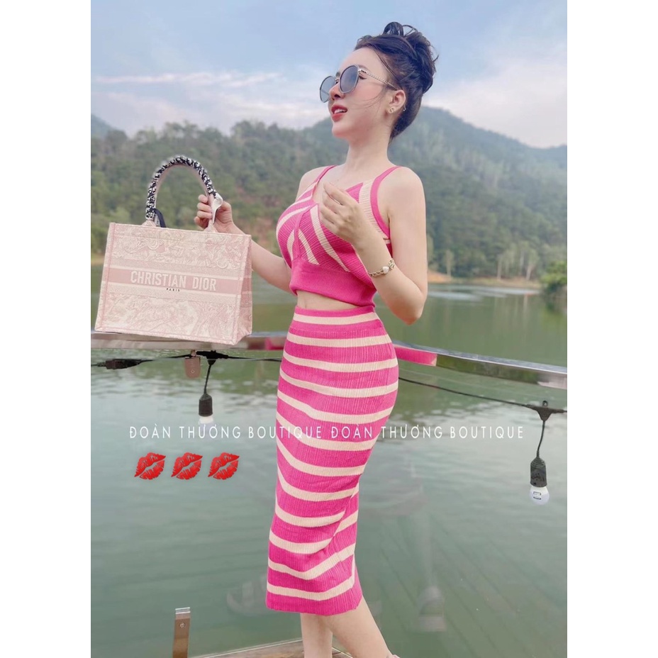 Set váy hồng kẻ ngang áo 2 dây chân váy midi hot trend