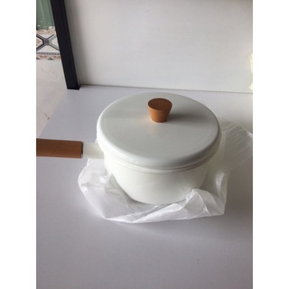 nồi sứ trắng