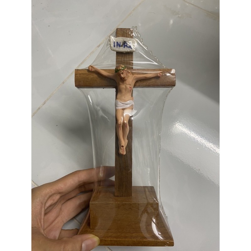 127. Thánh giá có đế 20cm