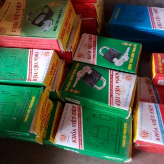 Khóa cửa việt _ tiệp