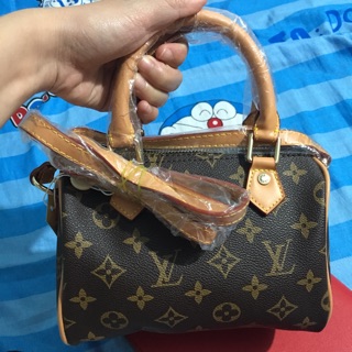 Túi xách lv trống