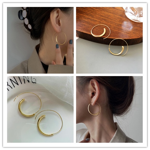 Bông Tai Hình Tròn Màu Vàng Thiết Kế Đơn Giản Thời Trang Sang Trọng Cho Nữ bông tai nữ