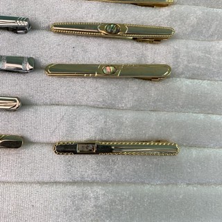 Phụ kiện cưới Giang - kẹp cà vạt - kẹp cà vạt cẩn xà cừ cao cấpPKTCDMN