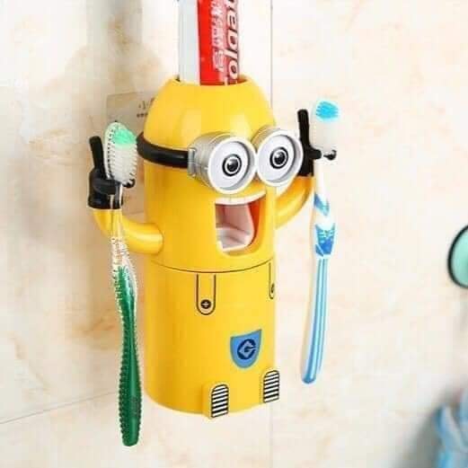 BỘ NHẢ KEM ĐÁNH RĂNG MINION