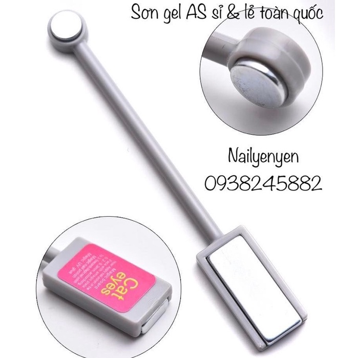 Nam châm hơ mắt mèo