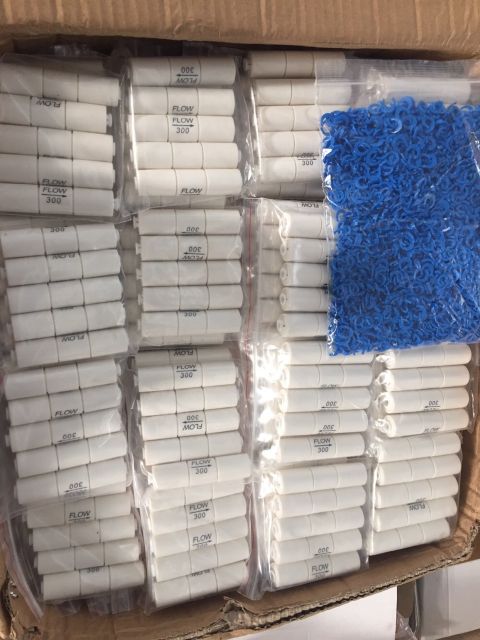 Van nước thải Flow 300 ren trong NK