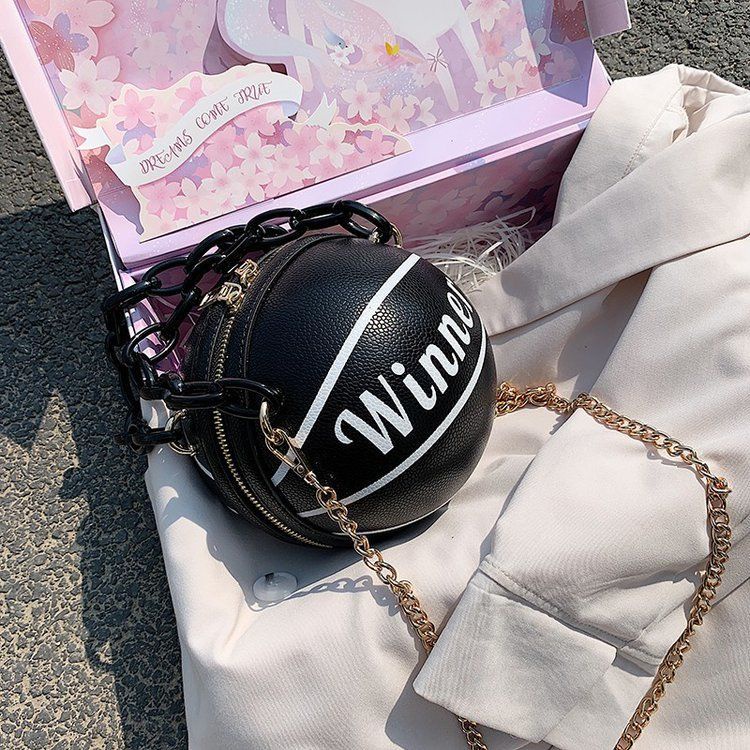 Túi Đeo Chéo Hình Quả Bóng Rổ Phối Dây Xích Cá Tính Cho Nữ