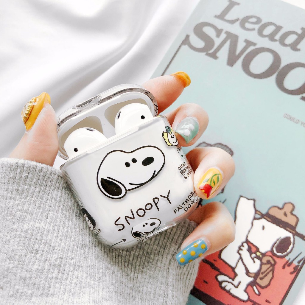 Vỏ bảo vệ hộp sạc tai nghe Apple Airpods trong suốt họa tiết Sesame Street/Snoopy hoạt hình