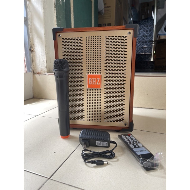 Loa xách tay di động BHZ106 kèm 1 micro cầm tay có bluetooth