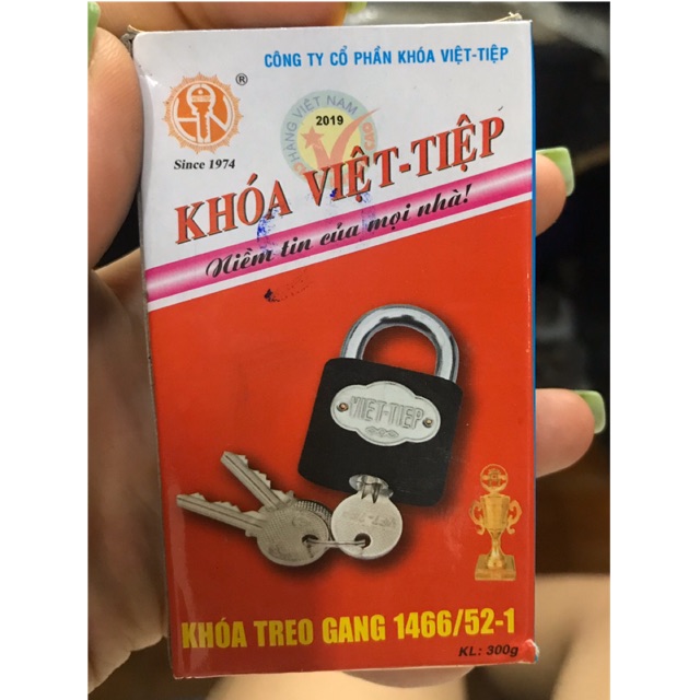 Khoá gang Việt Tiệp bấm 3 chìa (cầu 10, cầu 8)