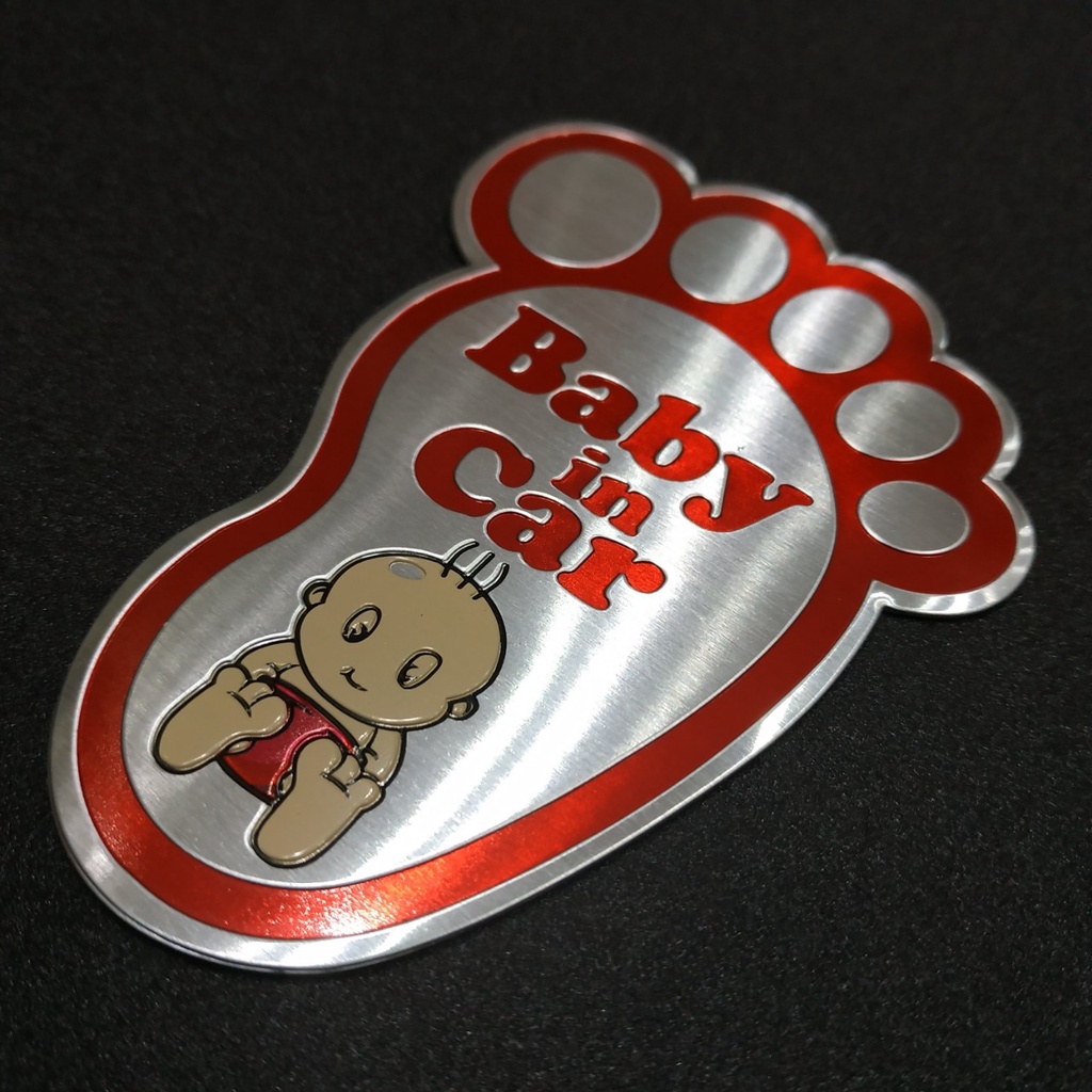 Tem nhôm dán xe Baby in car hình bàn chân 10x7.7cm sắc màu