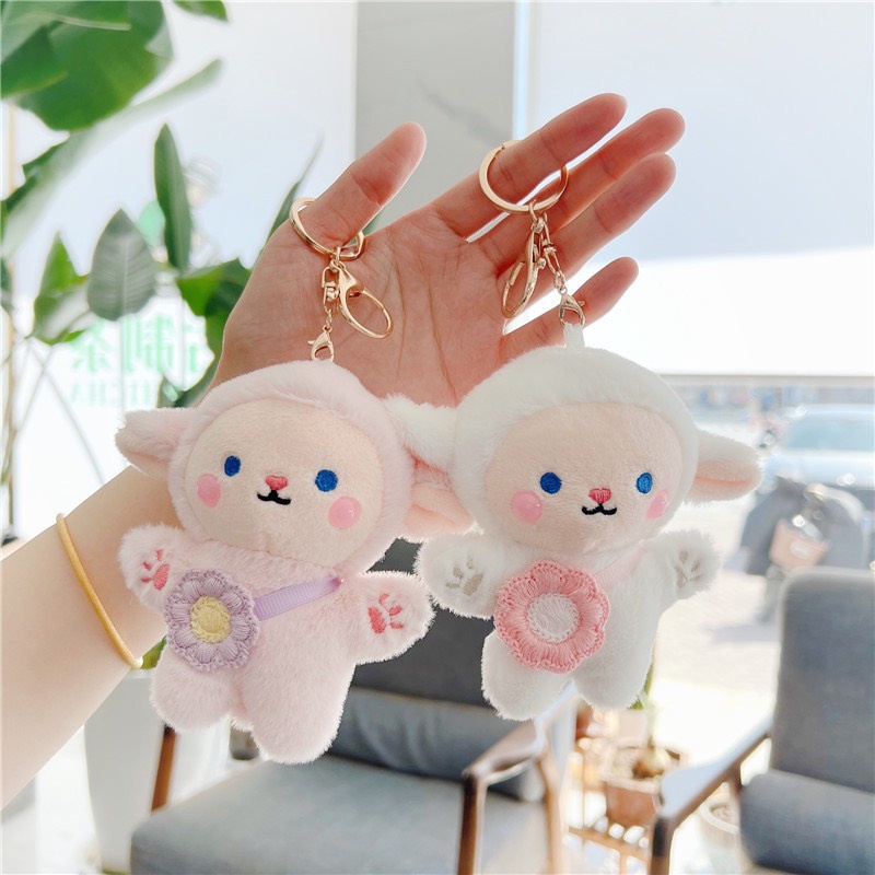 Móc khóa Cừu Bông đeo túi hoa dễ thương