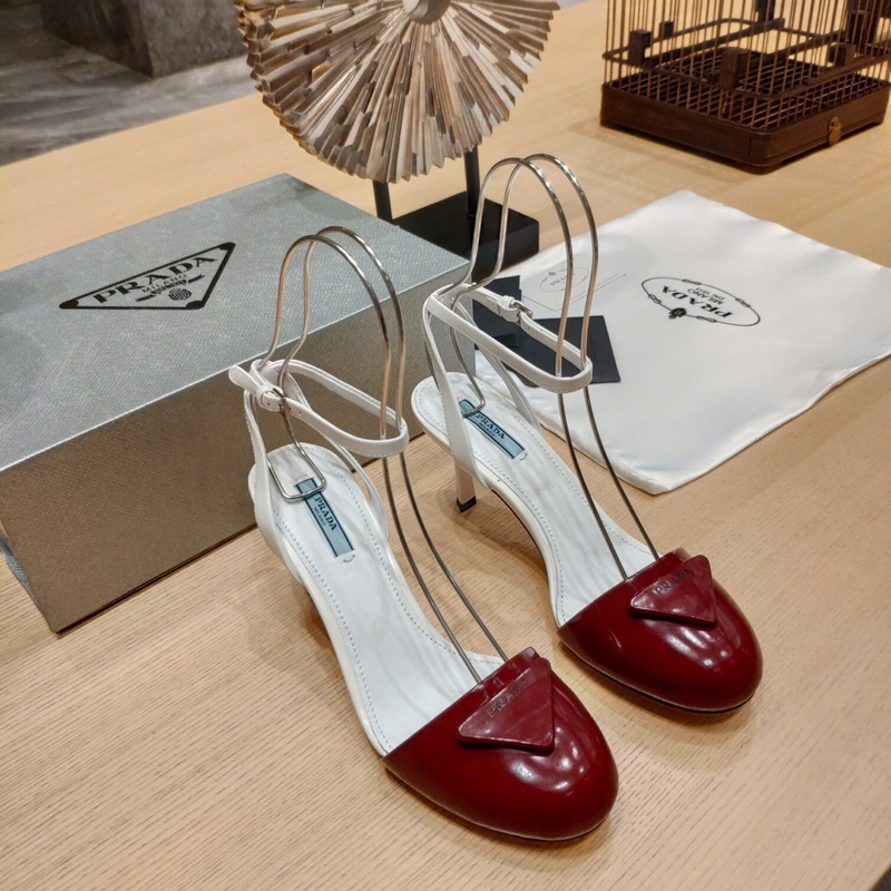 Sandal bít mũi tròn gót cao 8.5cm logo thương hiệu Prada 2022 da thật cao cấp có 4 màu