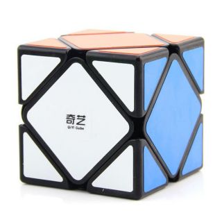 Rubik Xoay