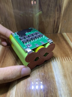 Khối pin máy bắn vít nội địa