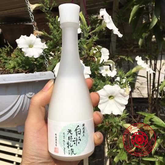 Nước thần dưỡng da kumamoto bijin sake lotion Nhật bản