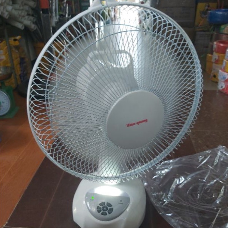Quạt Sạc Điện Quang ĐQ RF01 W Quạt Tích Điện 20W Tích Hợp Đèn Ngủ Chức Năng Hẹn Giờ Kèm 9 Tốc Độ Gió