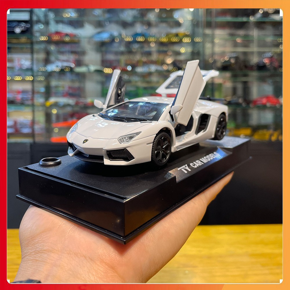 Mô hình xe Lamborghini Aventador LP 740 tỉ lệ 1:32 hãng TY Models