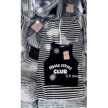 Set đồ nữ sang chảnh đi chơi, set chân váy dáng dài kem áo kiểu nữ croptop 3 lỗ cá tính dễ thương