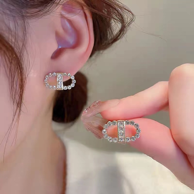 Khuyên Tai Nữ Đính Đá Thời Trang Hàn Quốc Mới