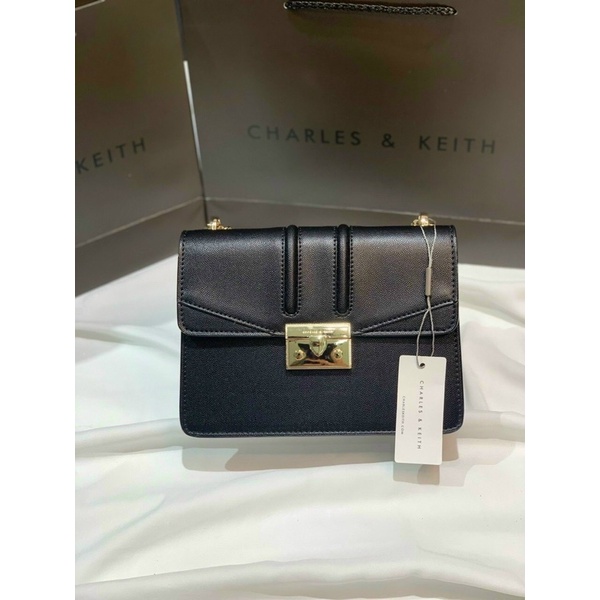 Túi CK quỳnh trơn khoá vàng size 22