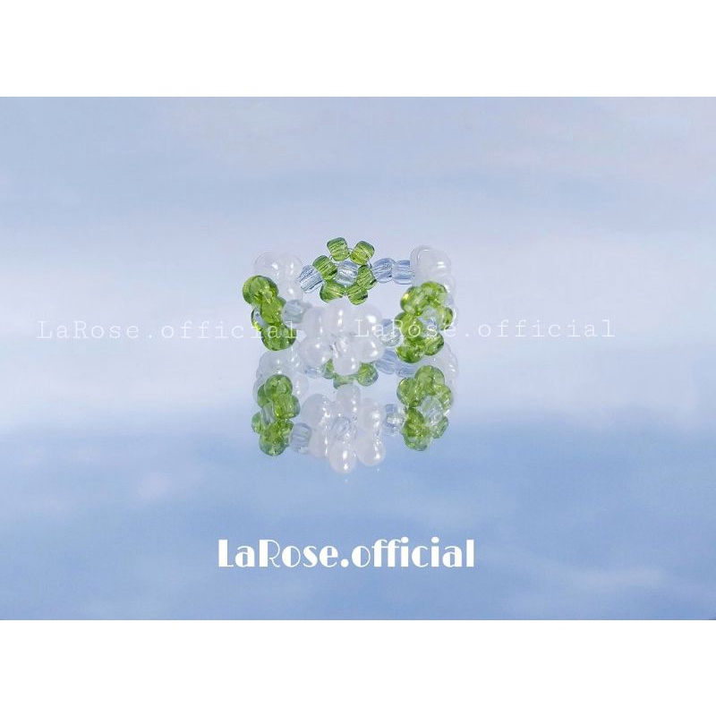 Nhẫn hoa nhí dành cho mệnh mộc