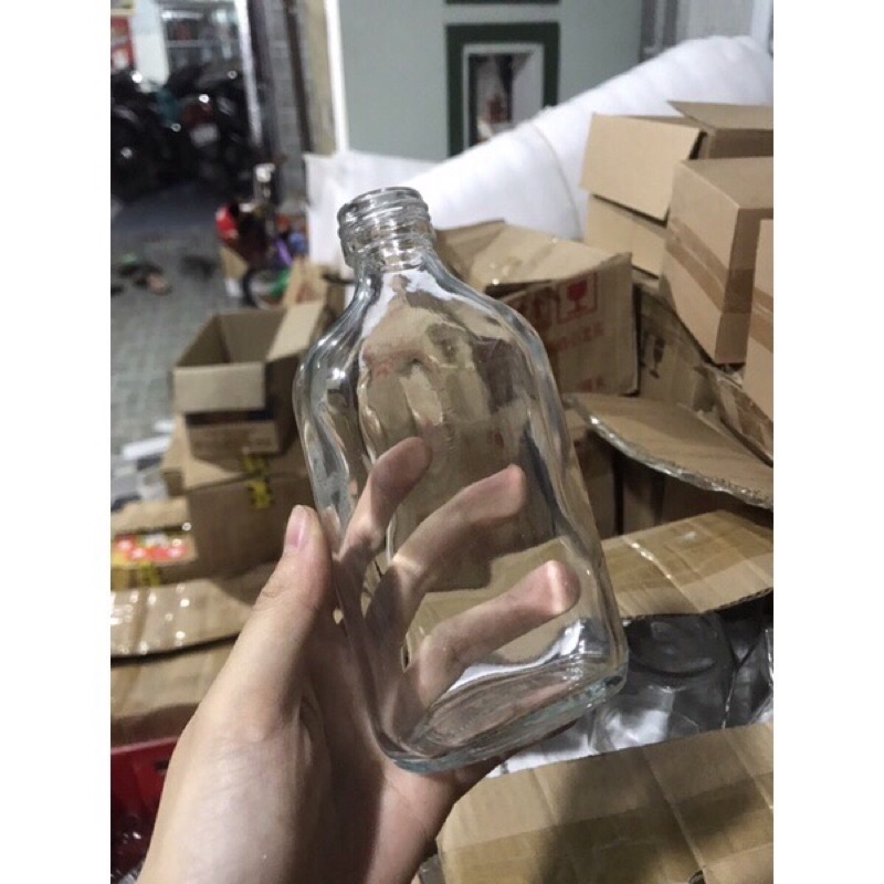 Chai Thuỷ Tinh Dẹt Cổ Cao nắp Nhôm Bạc 350 Ml Nắp Nhôm Bạc