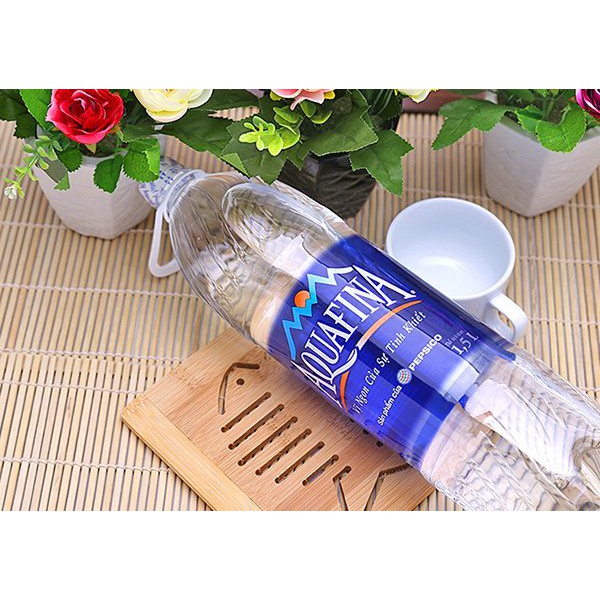 1 CHAI NƯỚC SUỐI AQUAFINA 1.5L