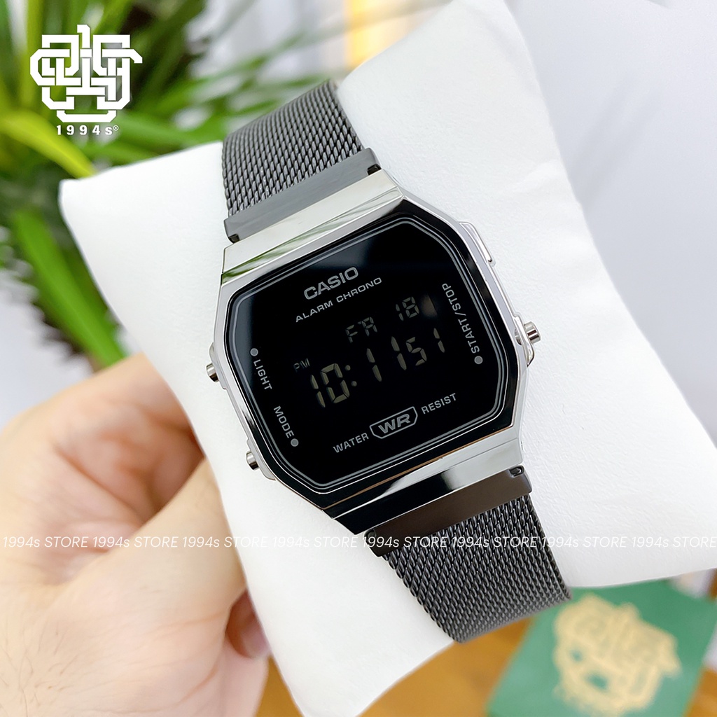 Đồng hồ unisex Casio A168WEMB-1B dây thép không gỉ, chống nước 50m, hàng chính hãng