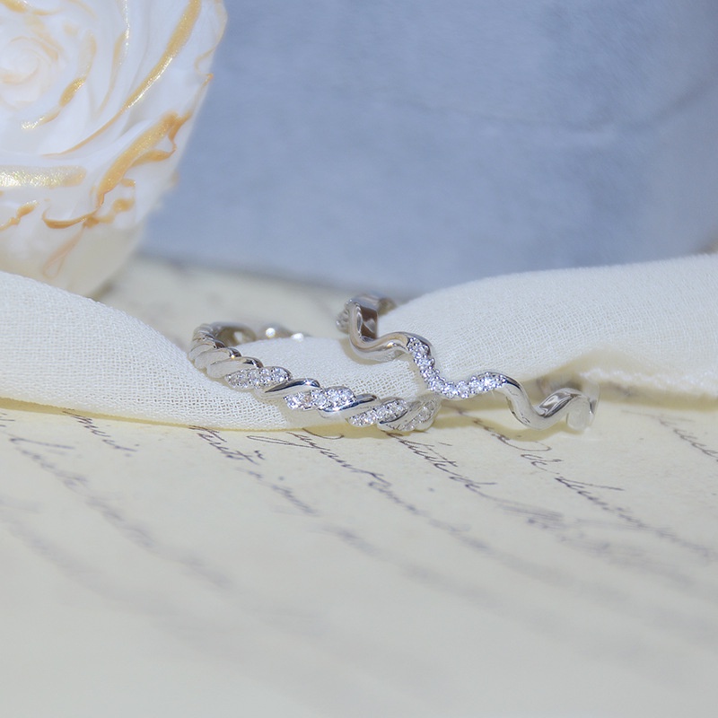 Nhẫn Kiểu Xoắn Đính Đá Zircon Phong Cách Thời Trang Hàn Quốc