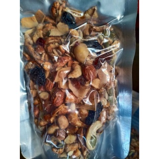 GRANOLA siêu hạt không yến mạch