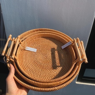 Khay mây tròn quai đứng